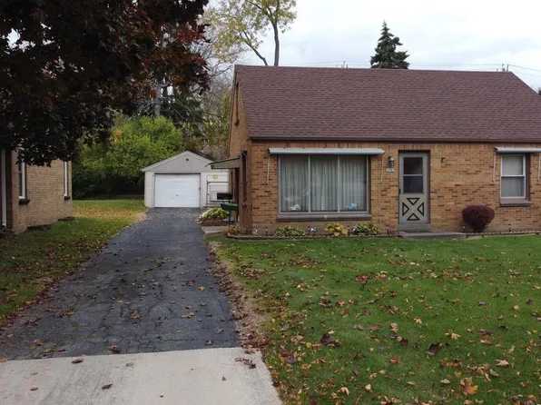 3943 South 55th STREET, Greenfield, WI 53220