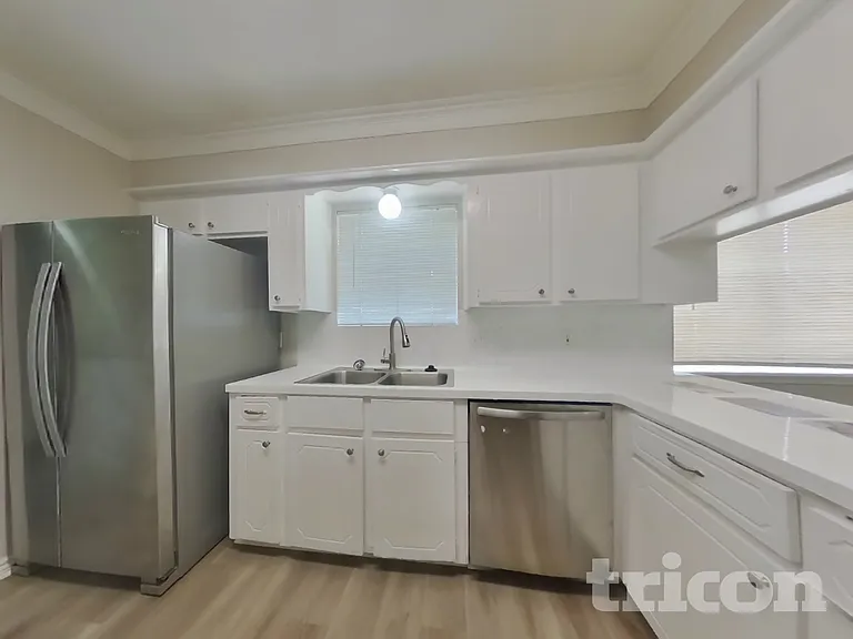24122 Spring Mill Ln — Photo 6