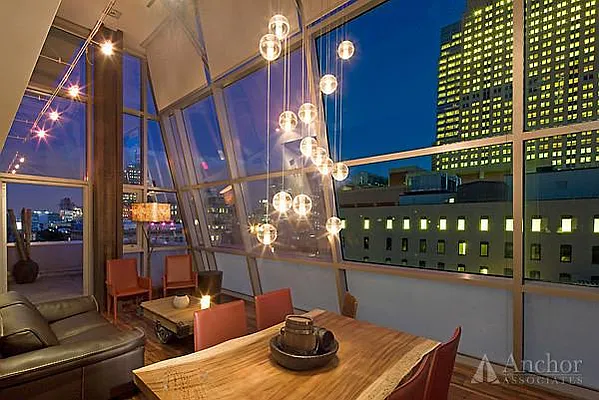 Rented by Anchor Associates | media 16