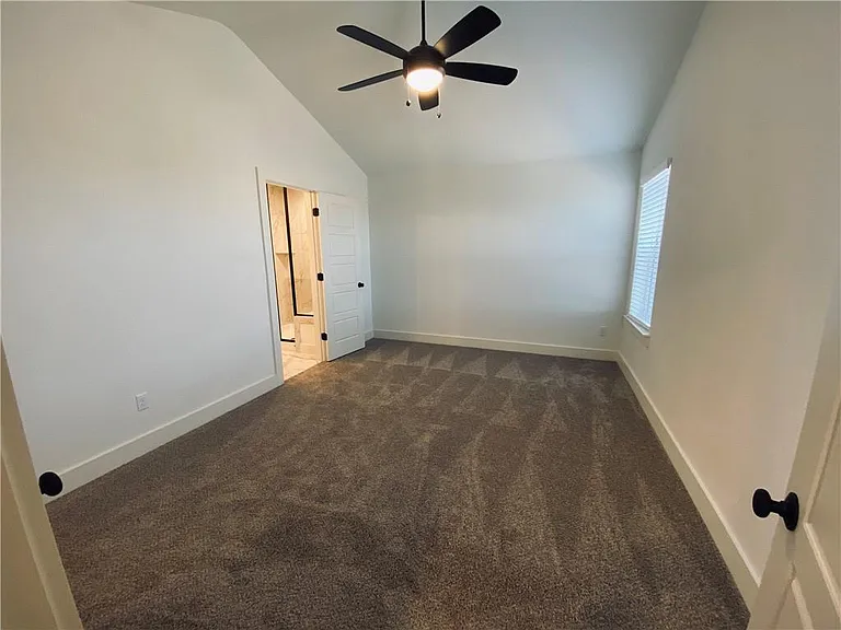 5160 N A W Grimes Blvd #28 — Photo 13