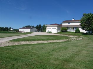 10N421 Burlington Rd, Hampshire, IL 60140