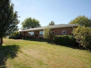 1417 Fairview Church Rd, Silex, MO 63377