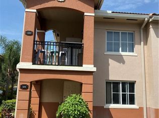 3800 N Jog Rd APT 101, Royal Palm Beach, FL 33411