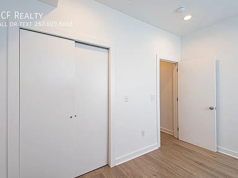 2137 Cross St — Photo 10