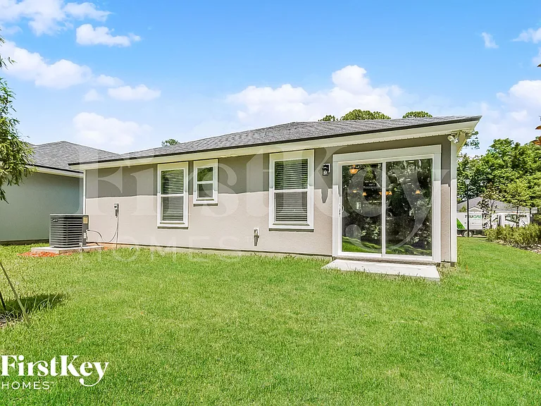11218 Margarets Landing Pl — Photo 15