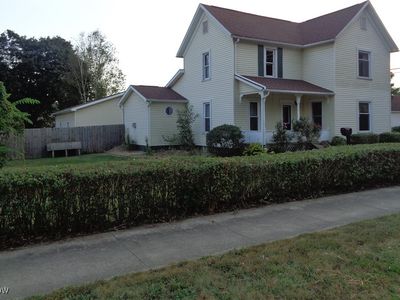 942 Maple Ave NW, New Philadelphia, OH, 44663