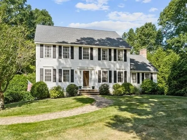 16 Orion Rd, Pepperell, MA 01463