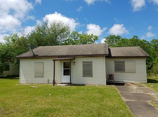 411 S Pine Rd, Texas City, TX 77591