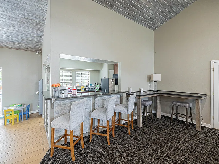 Rosehill Pointe — Photo 22