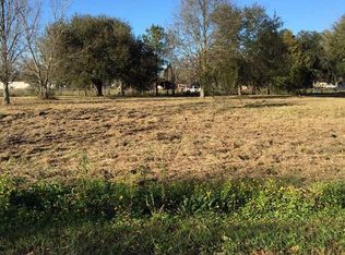 Penny Duplessis Rd, Saint Amant, LA 70774