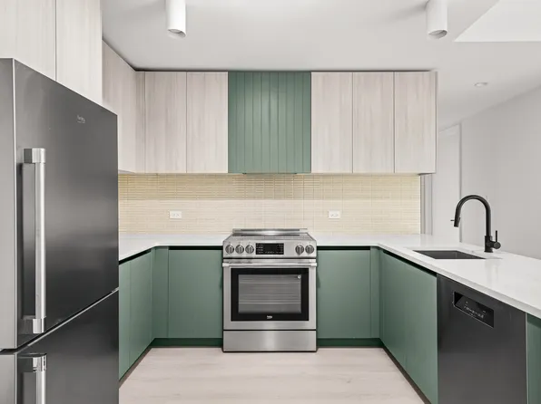 138 Bruckner Boulevard 3340 image 2 of 48