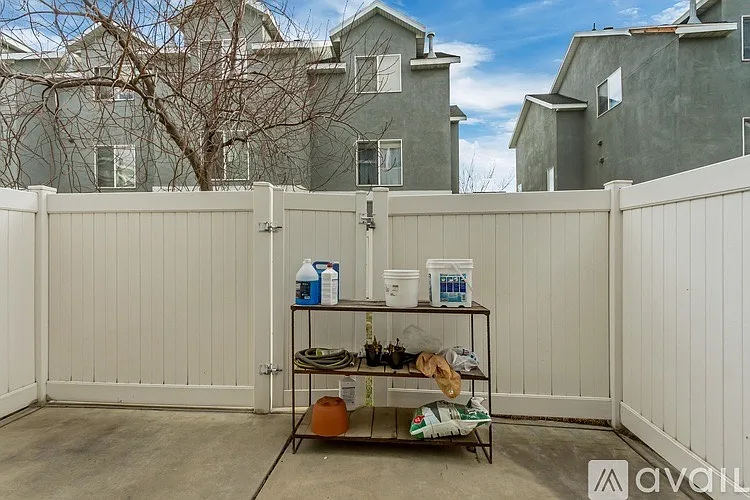 475 N Redwood Rd #80 — Photo 17