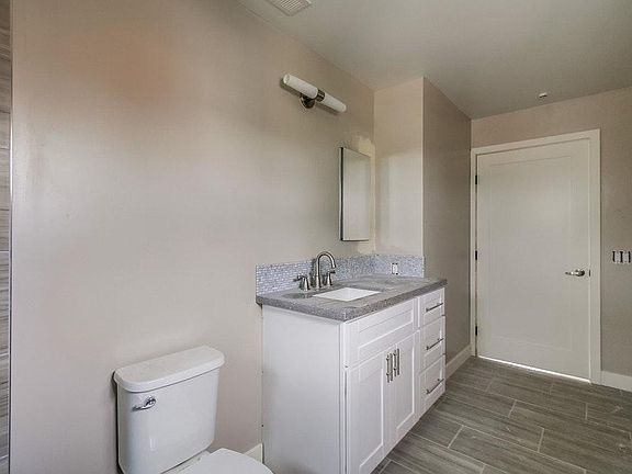 3rd image of 4591 Gila Ave #1W