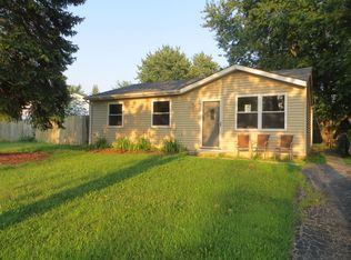 110 Valley Dr, Bolingbrook, IL 60440