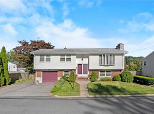 17 Tarklin St, North Providence, RI 02904