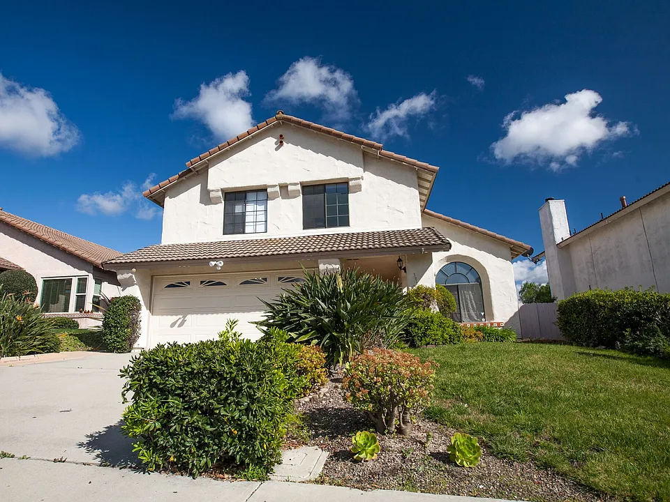 15981 Lofty Trail Dr