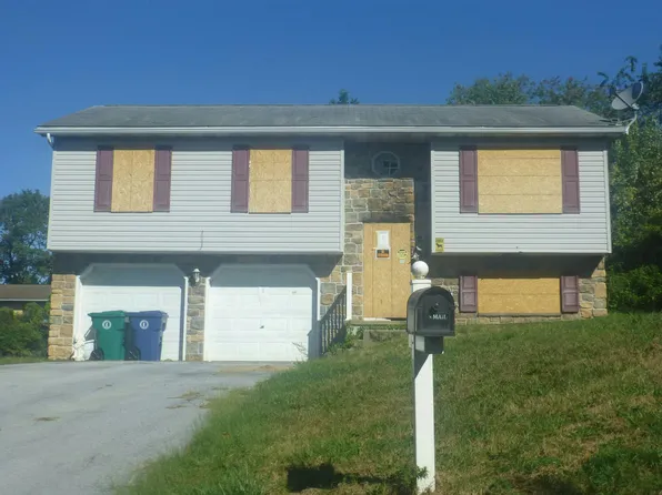 6524 Fairfax Dr, Harrisburg, PA 17111