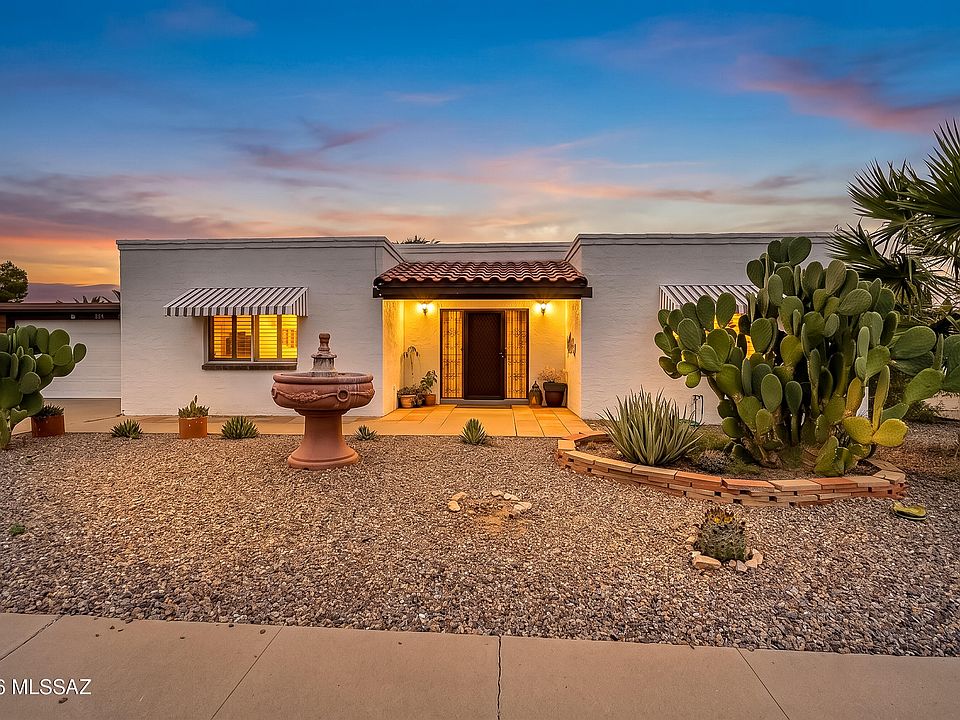1st image of 223 E El Naranjo