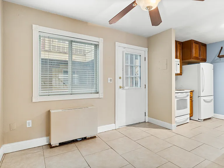 3009 Madison Ave #L210 — Photo 4
