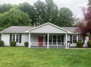 4709 Granada Dr, Louisville, KY 40272