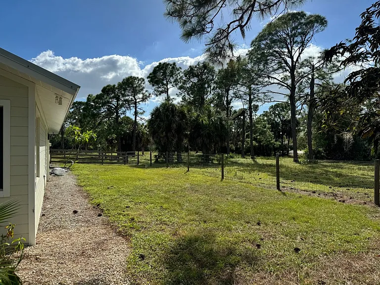 Snyder Dr — Photo 6