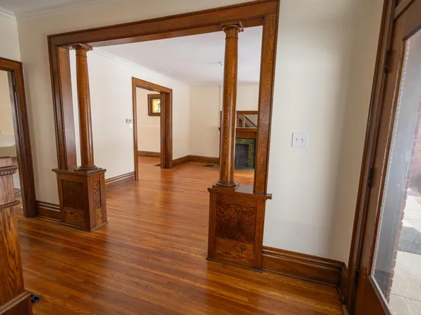 694 Wilson Ave, Columbus, OH 43205