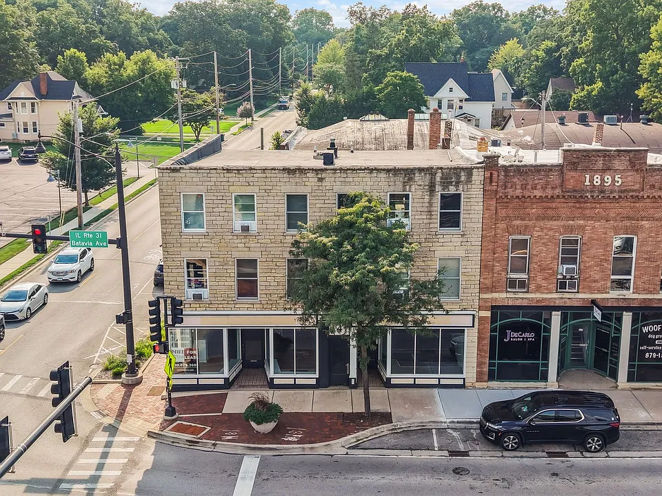 141 S Batavia Ave