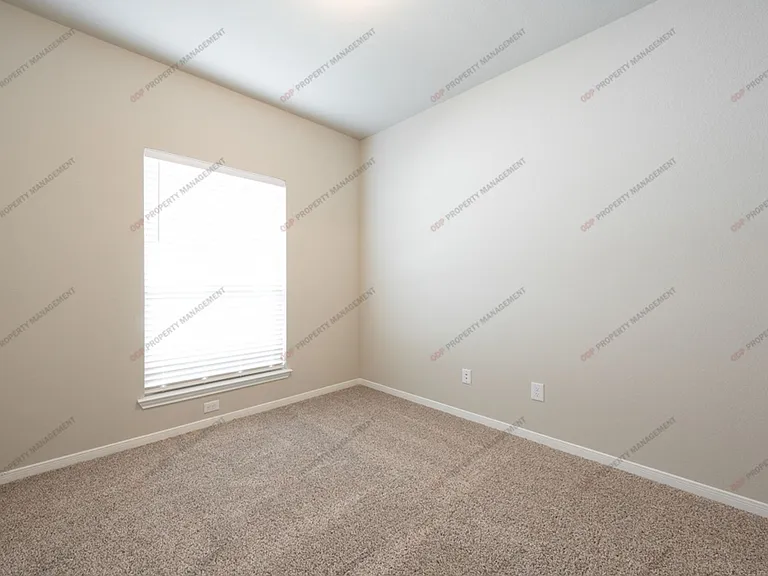 5432 Friars Loop — Photo 14