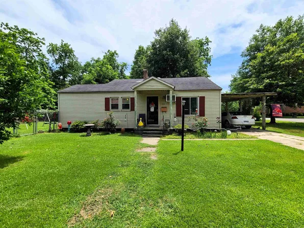 513 E Jackson St, Piggott, AR 72454