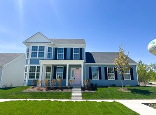 999 Celebration Dr, Aurora, IL 60504