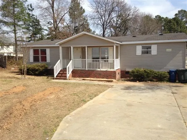 1209 September Ct, Fayetteville, NC 28314