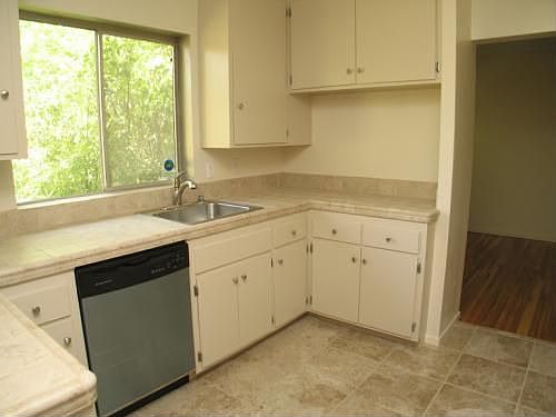 2nd image of 4353 Colfax Ave Unit 28