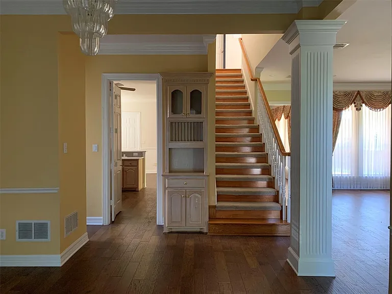 17906 Old Preston Ct — Photo 4