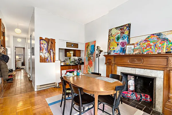 Rented by George Agiovlasitis, LREB | media 2