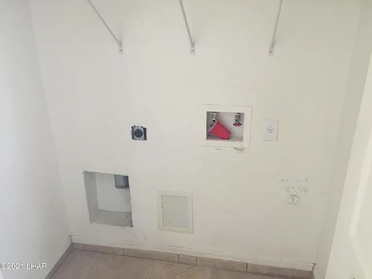 127 Nelson Ln — Photo 6