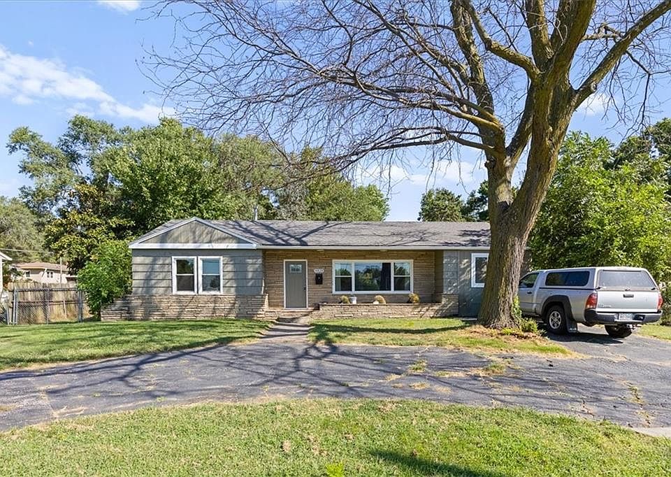 1st image of 4828 Gibbs Rd