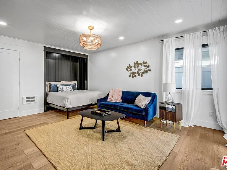 1083 Montauk Ln #1 — Photo 6