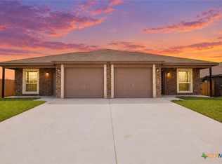 908 Lasso Dr, Killeen, TX 76543