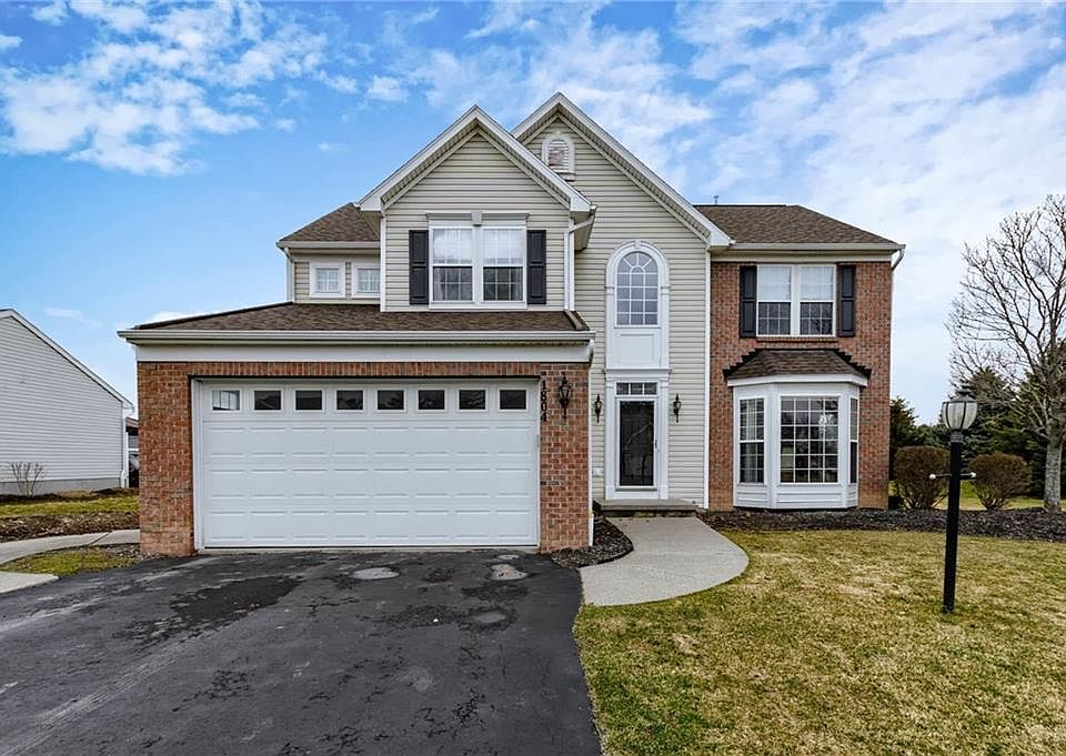 1st image of 1804 Saddle Horn Dr