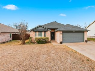 304 Harvard Dr, Princeton, TX 75407