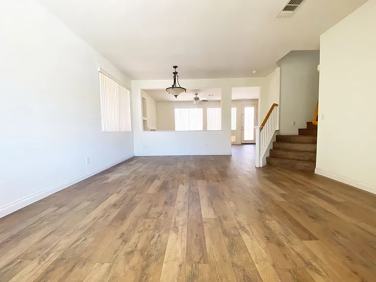 2408 Tilden Way — Photo 2