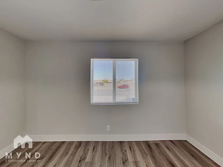 5494 Northridge Ln — Photo 18