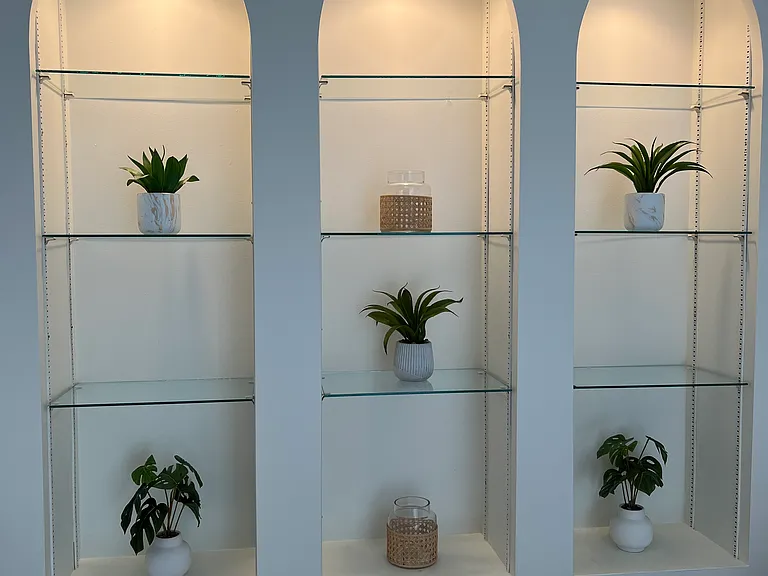 Dimmers and accent lighting add to the relaxing space.