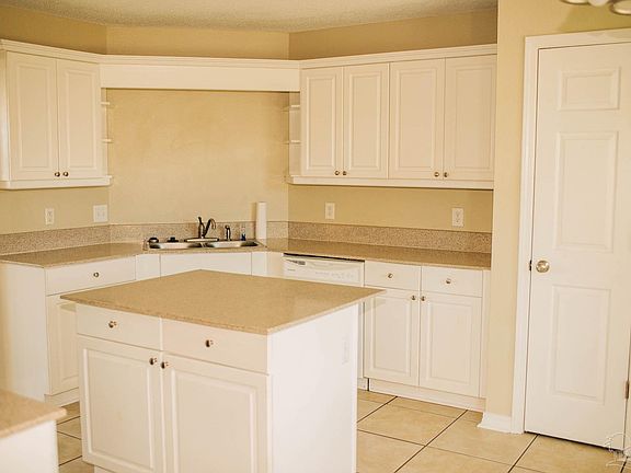 3rd image of 2116 Coral Creek Dr