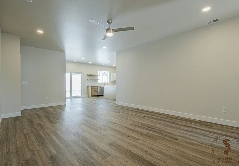 2454 Hamilton Rd #B — Photo 4