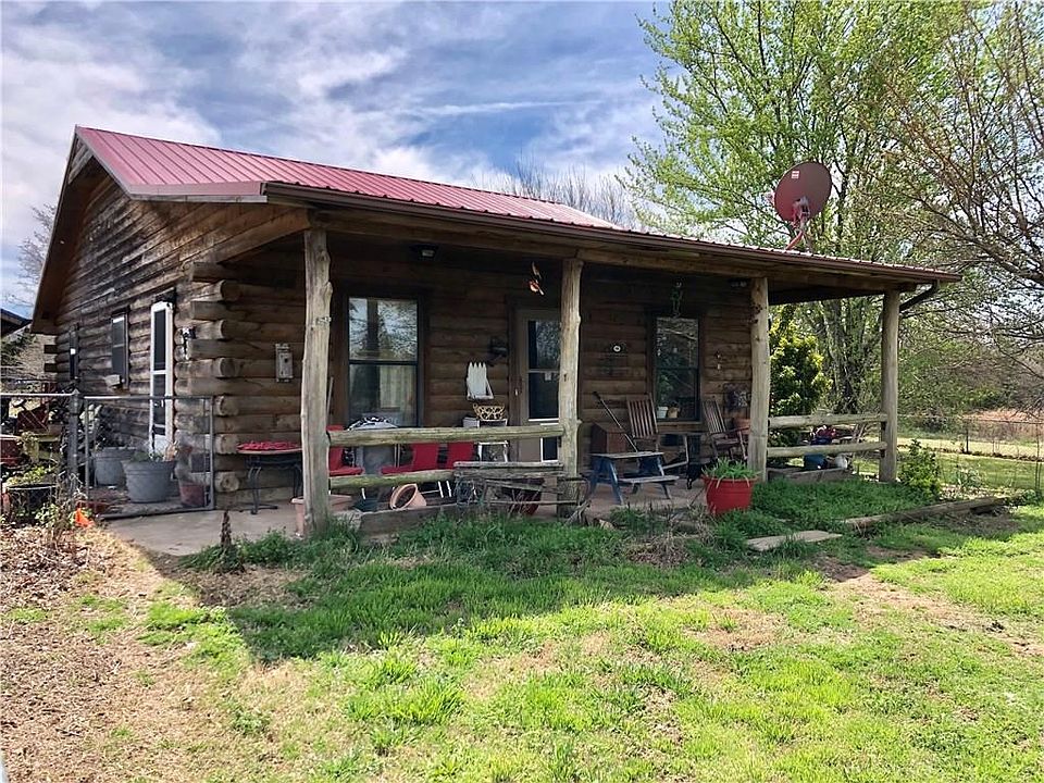 1st image of 125 Tony Dr