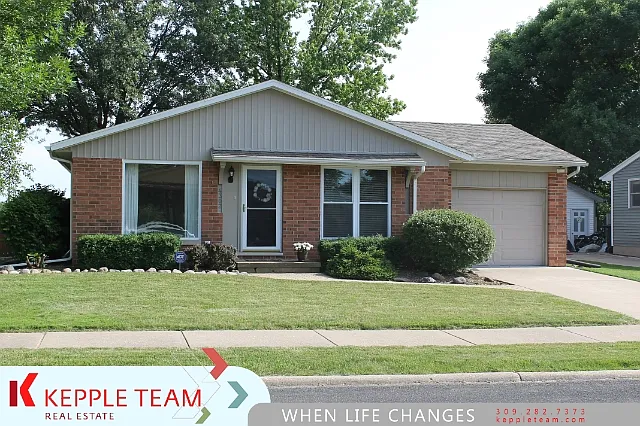 4302 W Rockwell Dr photo 1