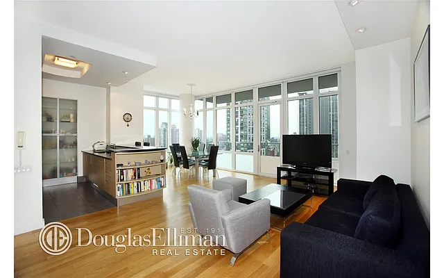 Rented by Douglas Elliman | media 20