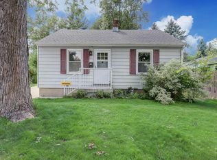 517 Cedar St, Hartford, WI 53027