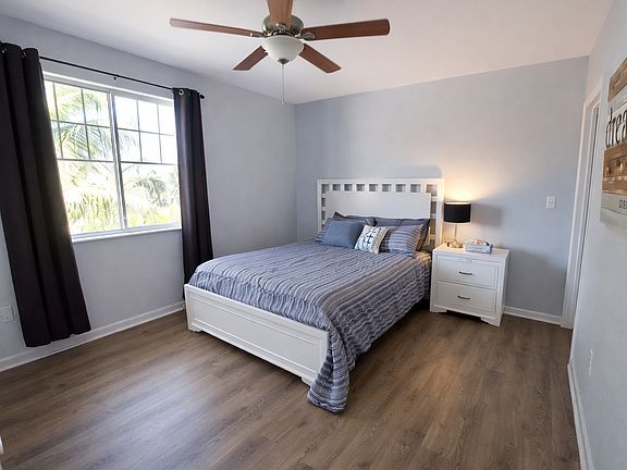 5th image of 6482 Emerald Dunes Dr APT 301